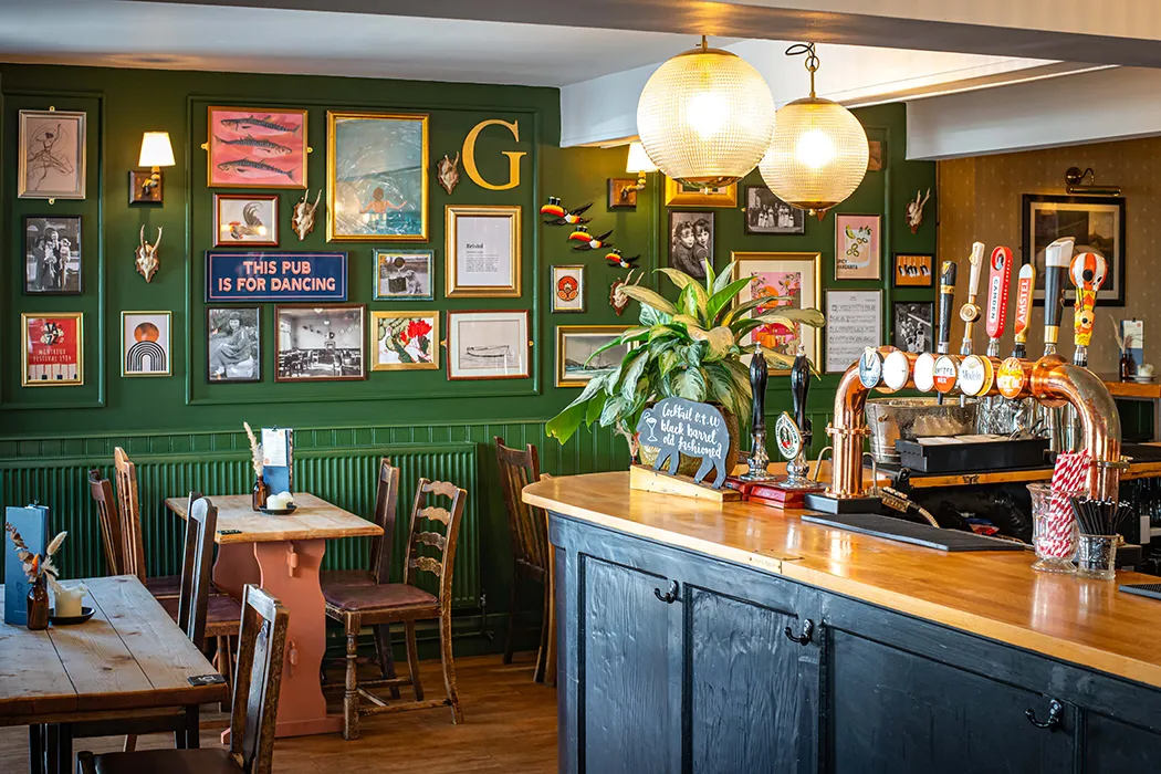 Make your day fabulous and book a table GLOUCESTER OS 6580 1050x700 1 - Make your day fabulous and book a table